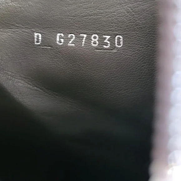 CHANEL CC Logo Cap Toe Suede Platform Ankle Boots Two Tone Booties Gray 40 - Picture 10 of 15